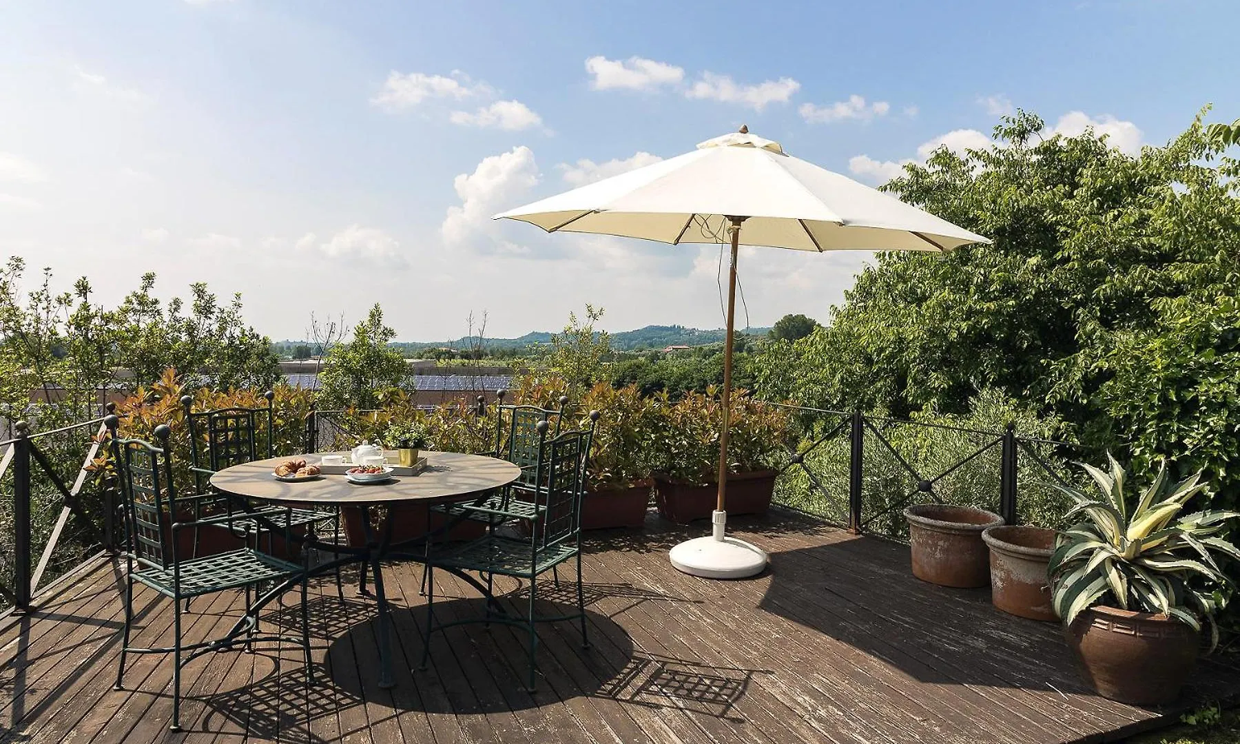 Вилла La Hills Luxury Loft Пуэньяго