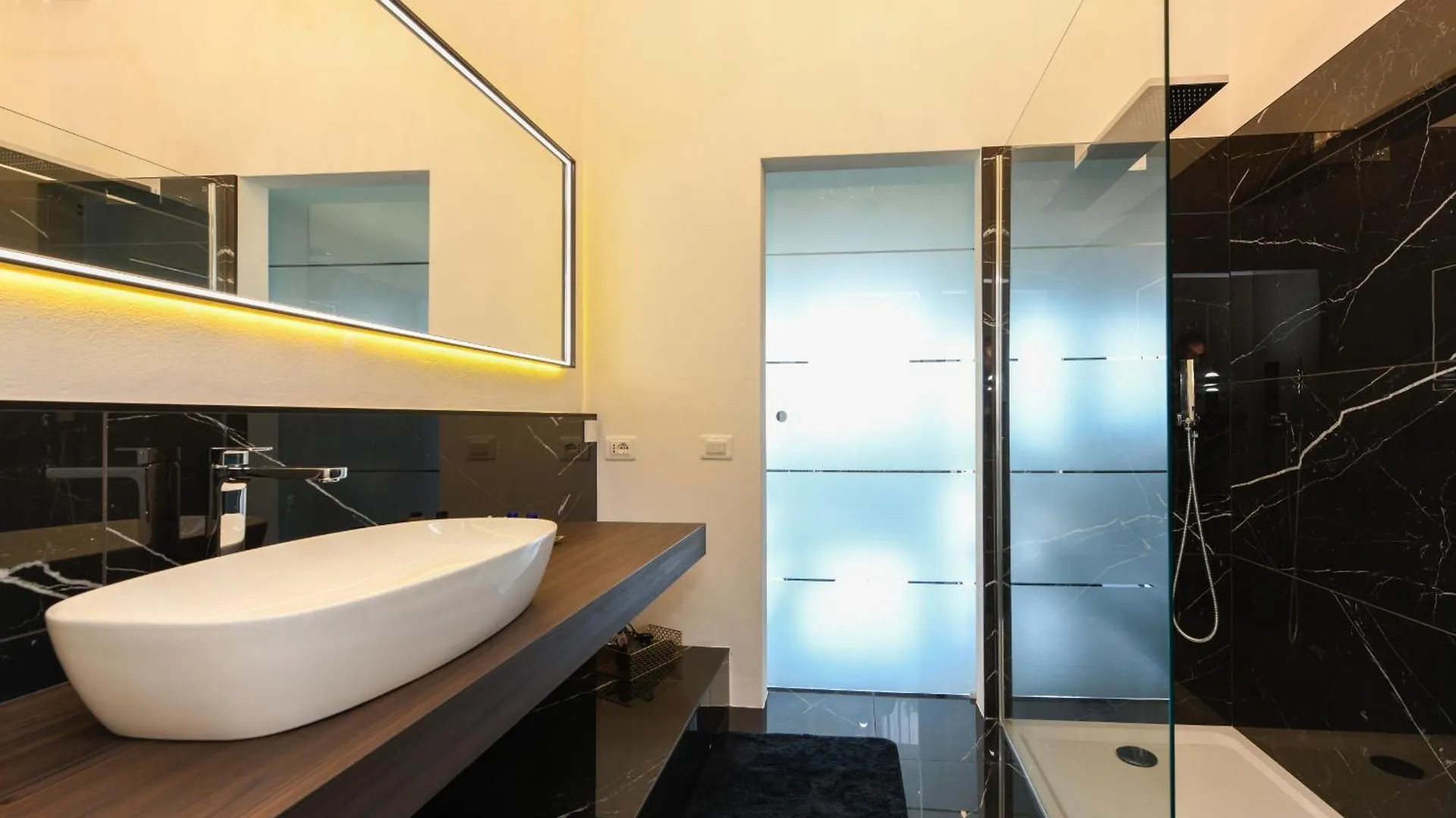 Вилла La Hills Luxury Loft Пуэньяго