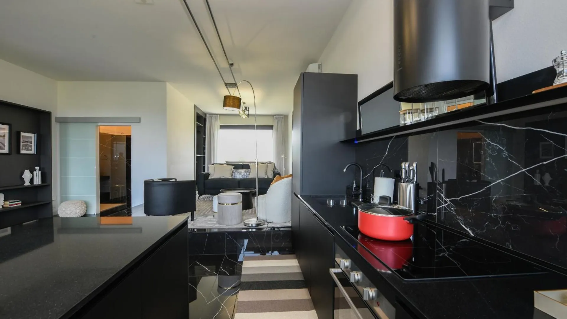 Вилла La Hills Luxury Loft Пуэньяго
