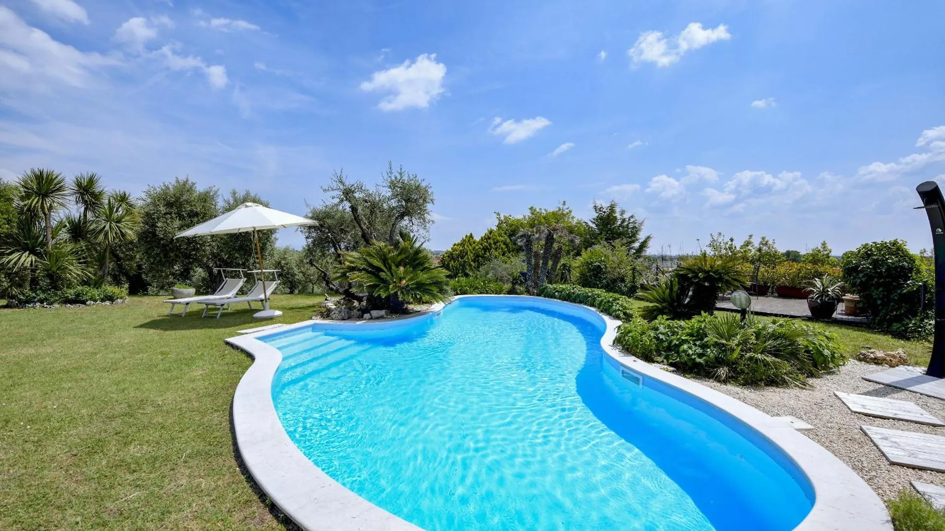 La Hills Luxury Loft Villa Puegnago del Garda